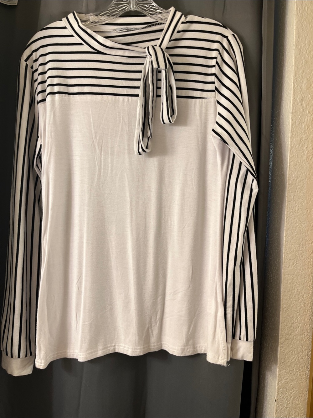 zeagoo White and Black Striped Tie-Neck Long Sleeve Top